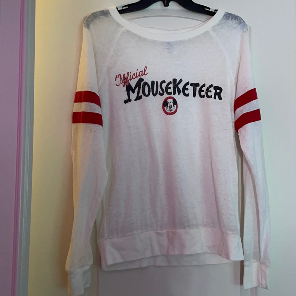 Women’s disney mickey mouse shirt